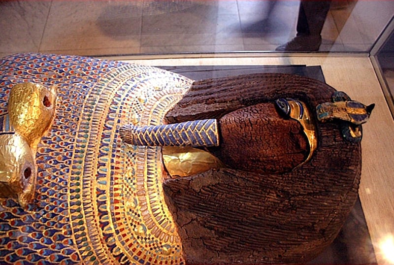 230301-bedoyere-egypt-tomb-embed-05_mvq1ea