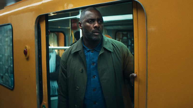 Idris Elba in Hijack.
