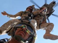 articles/2016/05/28/the-gloves-finally-come-off-in-the-isis-war/160528-dozier-special-forces-tease_rizvsn
