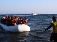 articles/2015/11/27/migrants-to-europe-have-suddenly-gone-missing/151128-nadeau-migrants-tease_o3mqpc