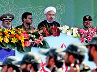 articles/2013/09/24/iran-try-peace-or-get-war/130924-iran-gelb-tease_xlipzj