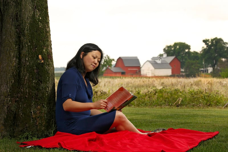 articles/2014/02/27/yiyun-li-takes-on-evil-in-kinder-than-solitude/140227-yiyun-li-tease_b8jf2f