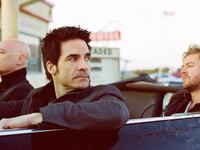 articles/2012/10/07/15-years-of-behind-the-music-best-moments-video/vhi-behind-music-fallon-tease_z2al6e