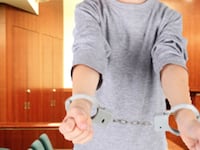 articles/2014/10/18/10-year-old-murder-defendant-shows-failure-of-u-s-juvenile-justice-system/141017-Moraff-ten-year-old-comp-tease_clemnl