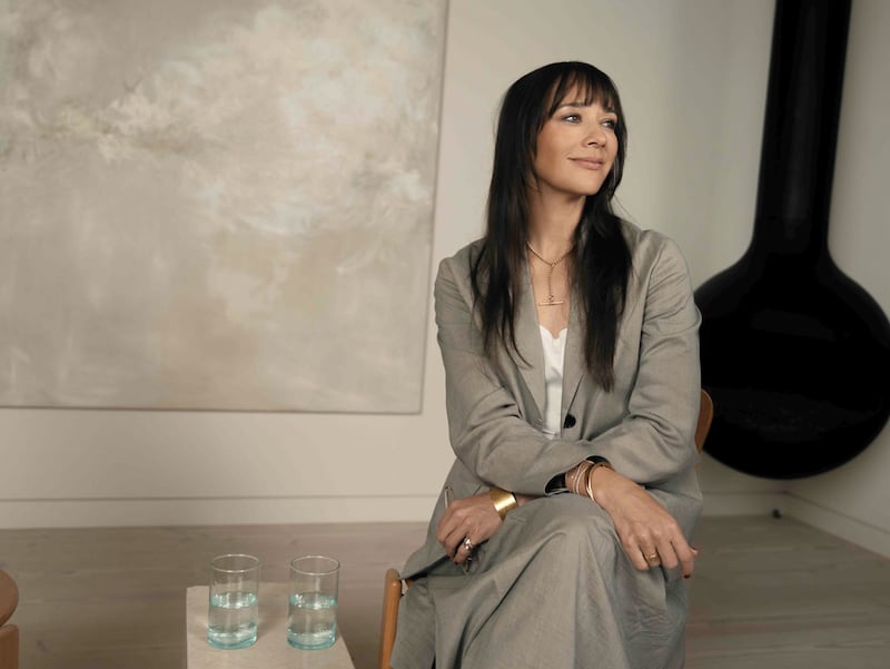 Jones called the Hårklinikken product system "life-changing" after suffering from postpartum hair loss.