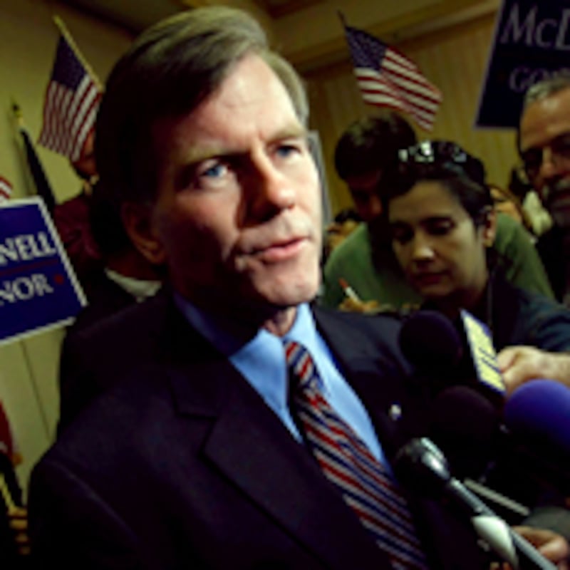 articles/2009/10/19/pat-robertsons-manchurian-candidate/blumenthal-bob-mcdonnell_57227_taxpy6