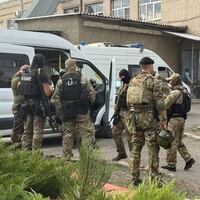 Rosgvardia Personnel Outside the IK-19 Penal Colony