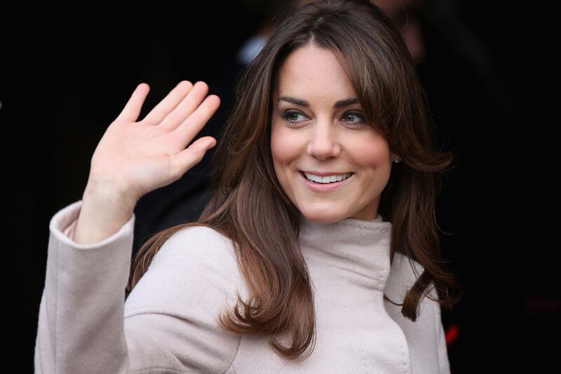 articles/2012/11/28/will-and-kate-duke-and-duchess-of-cambridge-finally-visit-cambridge/kate-cambridge1_etijjp