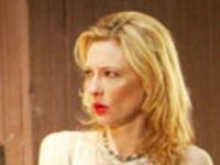 articles/2009/12/18/sensational-streetcar/crouch-blanchett_70357_l7jahg