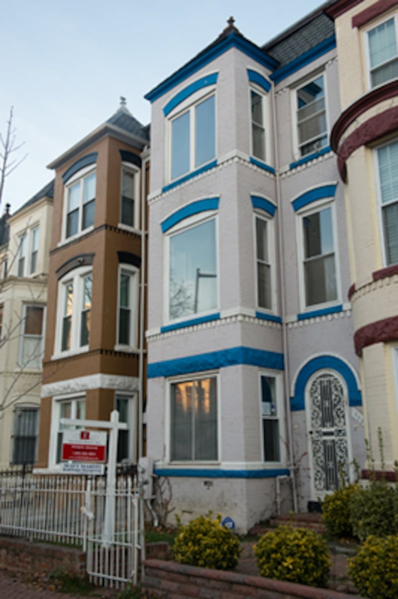 articles/2012/12/21/what-the-hell-is-happening-in-dc/mcardle-dc-housing-article_um90bt