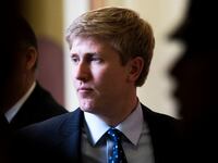 181209-nick-ayers-tease-2_oyqpru