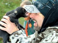 220509-Bear-Whisperer-tease-01_l9ermn