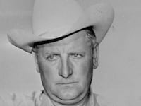 articles/2014/06/08/the-cowboy-sheriff-of-las-vegas-rides-into-mob-museum/140606-smith-ralph-lamb-tease_pdkwus