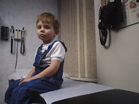 articles/2014/01/30/the-real-reason-pediatricians-want-you-to-vaccinate-your-kids/140128-saunders-vaccines-tease_esd6br