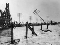 articles/2014/01/06/the-great-flood-hauntingly-poetic-documentary-recounts-the-worst-flood-in-u-s-history/140105-stern-great-flood-tease_whvxcq
