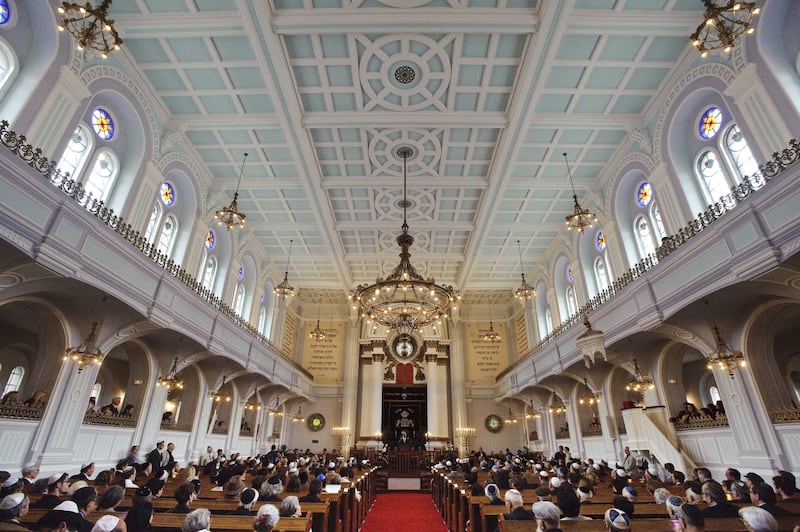 articles/2013/05/06/bad-math-in-reporting-is-bad-for-french-jews/francesynagogue_ld89uh