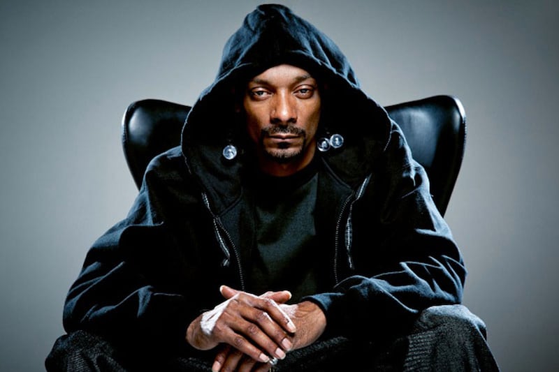 galleries/2011/06/27/craziest-celebrity-name-changes-ron-artest-prince-chad-ochocinco-more/name-change-snoop-dogg_dr8wy8