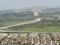 articles/2013/05/06/leaving-the-settlements/israel-green-line-openz_dwcfsz