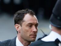 articles/2014/01/27/jude-law-i-was-phone-hacked-on-u-s-soil/140127-jude-law-hines-tease_uzsjei