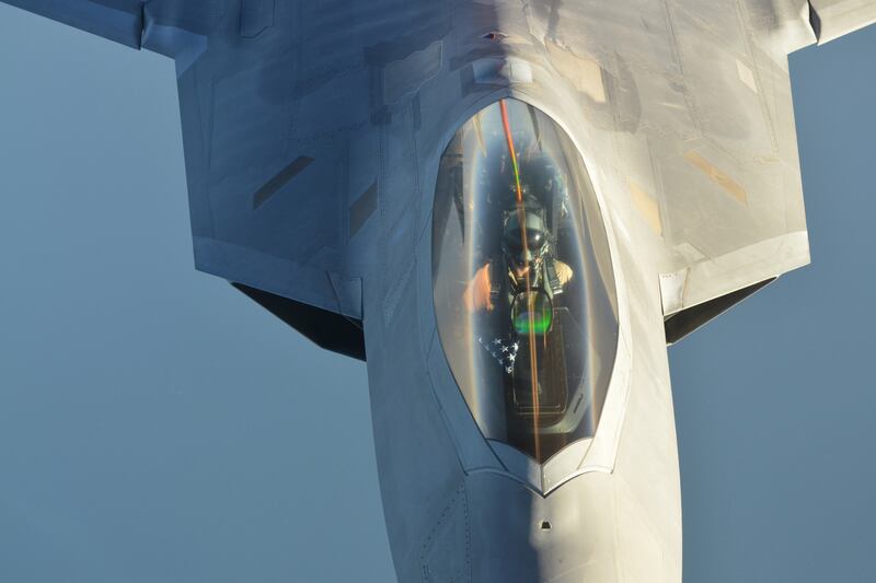 articles/2014/09/25/exclusive-pictures-of-stealth-jet-raid-on-syria/140924-majumdar-airstrikes-11_ehnxek