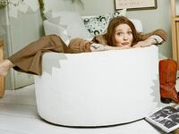 Drew Barrymore Beautiful collection