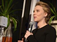 articles/2014/01/15/al-jazeera-s-puny-controversy-over-scarlett-johansson-and-sodastream/140115-strochlic-sodastream_ndrnu1