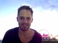 articles/2014/12/01/the-secret-world-of-pickup-artist-julien-blanc/141130-zadrozny-seduction-tease_ddc4rk