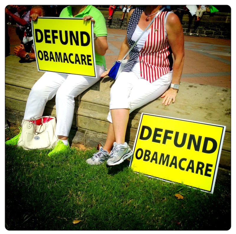 articles/2013/09/18/the-obamacare-swindle-it-s-not-what-you-think/130916-bouie-obamacare-embed_mfkjv0