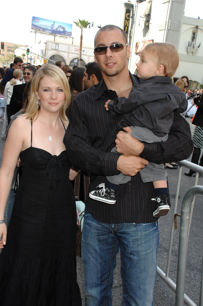Melissa Joan Hart with husband Mark Wilkerson and son Mason Wilkerson in 2007.