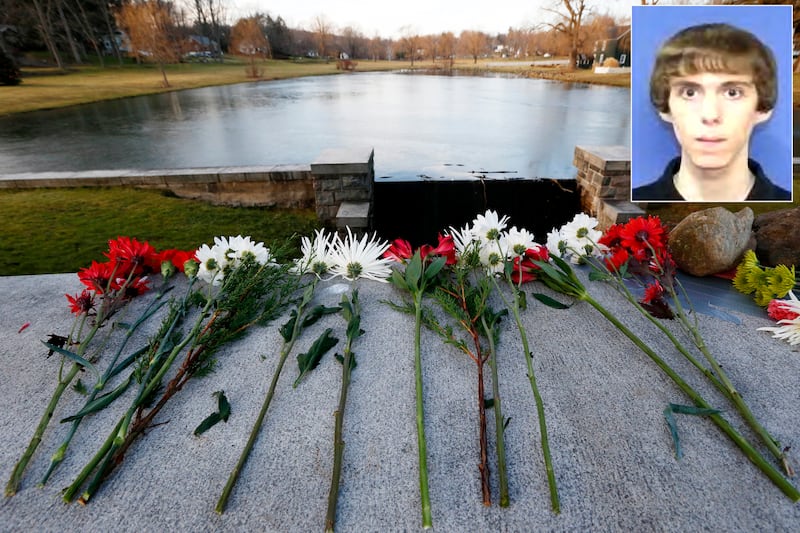 articles/2012/12/18/parents-push-back-at-suggestion-autism-was-behind-adam-lanza-s-rampage/aspergers-backlash-cottle-tease_erbhtr