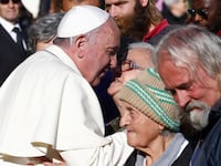 articles/2015/03/04/pope-francis-s-homeless-guests-are-all-moving-to-st-peter-s-square/150304-nadeau-pope-homeless-tease_dqlbg7