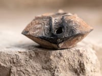 180702-moss-rare-clay-amulet-hero_yccarc