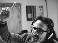 articles/2015/11/09/lorne-michaels-finally-tells-marc-maron-why-he-didn-t-get-snl/151109-wilstein-marc-maron-tease_qrn3ox