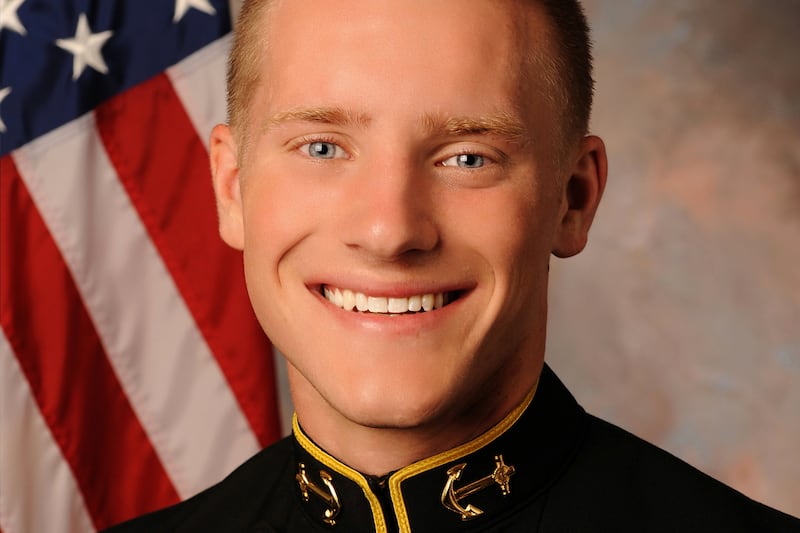 articles/2014/03/27/navy-football-player-will-mckamey-died-this-week-from-brain-injury-who-s-to-blame/140326-daly-mckamey-tease_zctlgr