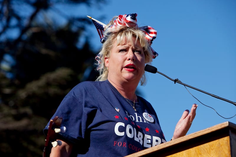 galleries/2012/11/07/eight-stars-election-freakouts-victoria-jackson-cher-more-photos/celeb-election-freakout-jackson_myy1jf