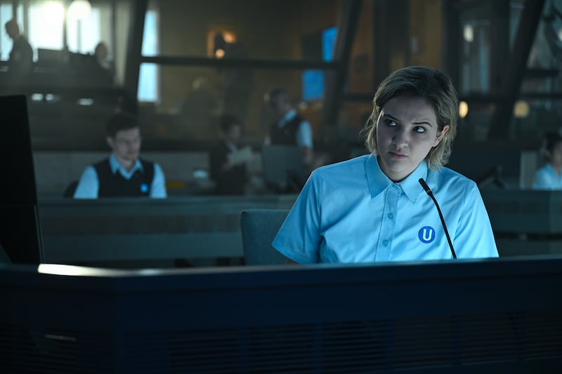 Lisa Vicari in Hijack.