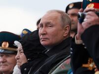 2022-05-09T085221Z_745097472_RC2K3U9KP600_RTRMADP_3_WW2-ANNIVERSARY-RUSSIA-PARADE_oepqpo
