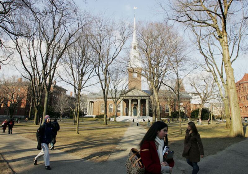 galleries/2009/09/16/25-colleges-with-the-worst-crime-rankings/dangerous-colleges---harvard_acphii