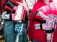articles/2014/05/20/the-chipotle-anti-gun-scandal-has-the-right-up-in-arms/140520-kohn-open-carry-tease_ofbsgs