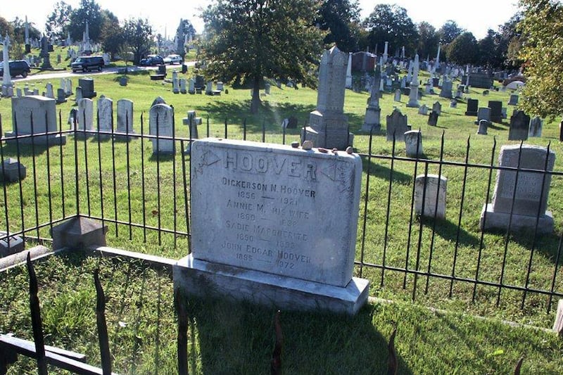 articles/2011/11/07/j-edgar-hoover-unmasked-by-eastwood-movie-and-last-of-his-g-men/j-edgar-hoover-grave-mcelwaine_x1uzkd