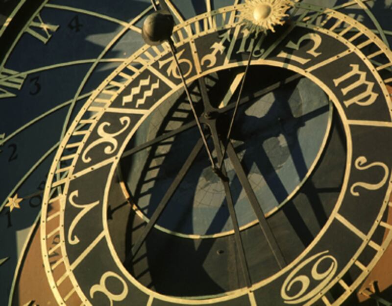 articles/2011/01/14/zodiac-signs-change-no-astrologists-say/romano-astrology_152953_u67ovo