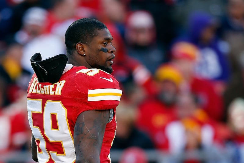 articles/2012/12/04/murder-doesn-t-shake-nfl-s-dream-world-of-consequence-free-violence/jovan-belcher-nate-jackson-tease_jndlbp