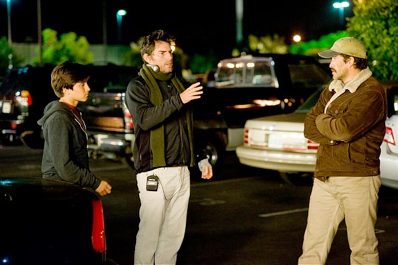 articles/2011/06/21/chris-weitz-s-journey-from-twilight-new-moon-to-a-better-life/chris-weitz-director-better-life_slsx9t