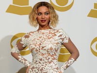 articles/2015/04/16/rubio-gets-his-cash-from-beyonce-island/150416-mak-rubio-beyonce-island-tease_rxa1tf