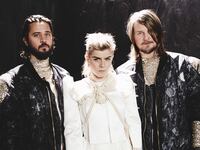 articles/2014/05/27/robyn-and-royksopp-s-summertime-soundtrack-do-it-again/140530-robyn-embed_oj8upd