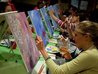 articles/2013/08/01/paintnite-combines-art-lessons-and-alcohol-at-bars-and-restaurants/130731-paint-nite-tease_vdmved