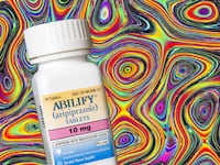 articles/2014/11/09/mother-s-little-anti-psychotic-is-worth-6-9-billion-a-year/141108-Michaelson-abilify-tease_ledfyv