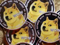 2022-06-16T203321Z_1313449931_RC28TU9OGZPT_RTRMADP_3_TESLA-MUSK-DOGECOIN_rmsoq1