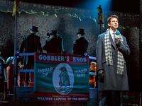 articles/2017/04/17/groundhog-day-fights-to-wake-from-its-broadway-nightmare/170417-teeman-groundhog-day-tease_pg3mee