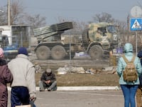 2022-03-24T182554Z_1008276006_RC219T9SAAW3_RTRMADP_3_UKRAINIE-CRISIS-MARIUPOL_qgqsqi